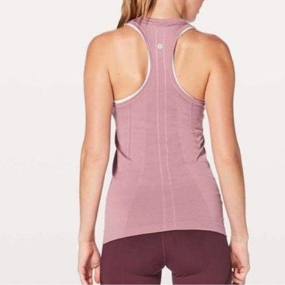 Lululemon Swiftly Tech Hip Length Racerback Tank in Quicksand Size 4 - Picture 2 of 10